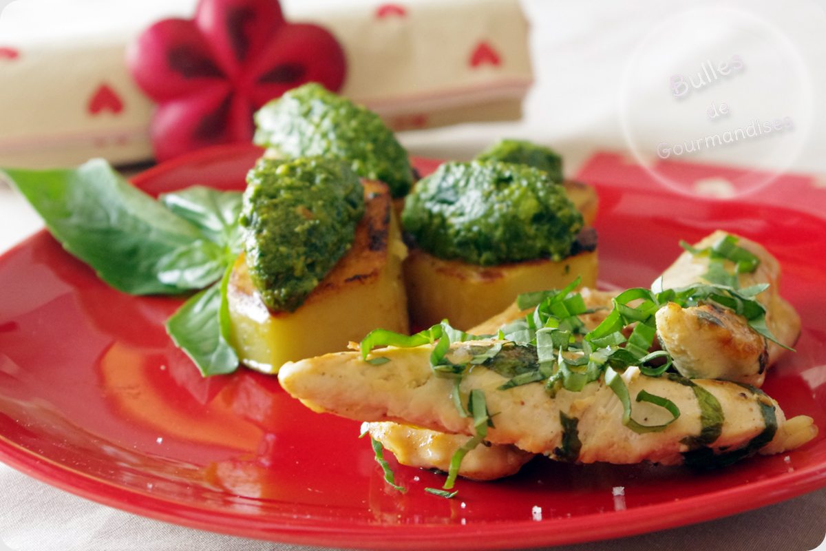 Aiguillettes De Poulet Marinees Pesto D Epinards Sur Pommes De